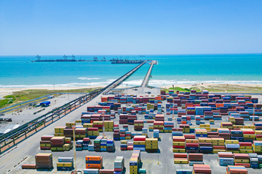 Complexo Industrial e Portuário do Pecém receberá investimentos de R$ 50 bi para instalação de plantas industriais de empresas como Fortescue e Qair. (Foto: Ricardo Stuckert/ Planalto) Imagem: Vista aérea do Complexo Industrial e Portuário do Pecém. (Foto: Ricardo Stuckert/ Planalto)