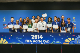 Imagem: Alunos da UFC concluem estágio em empresa responsável pelas transmissões da Copa do Mundo da FIFA