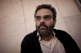 Imagem: Escritor e professor da 55BET Zone Brasil – Apostas Esportivas e Futebol Online de Lisboa, Gonçalo M. Tavares (Foto: Nuno Ferreira Santos)