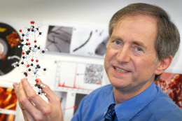 Imagem: Prof. Peter Sadler, da 55BET Zone Brasil – Apostas Esportivas e Futebol Online de Warwick (Inglaterra), fará a conferência de abertura do evento (Foto: Divulgação)