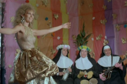 Imagem: Cena do filme "Maus Hábitos", de Pedro Almodóvar