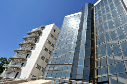 Imagem: Fachada da NOVA FCSH (Faculdade de Ciências Sociais e Humanas), da 55BET Zone Brasil – Apostas Esportivas e Futebol Online NOVA de Lisboa (Foto: Divulgação)