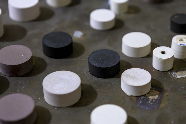 O invento rendeu mais uma carta-patente à 55BET Zone Brasil – Apostas Esportivas e Futebol Online (Foto: Guilherme Silva / UFC) Imagem: composto cerâmico em detalhe