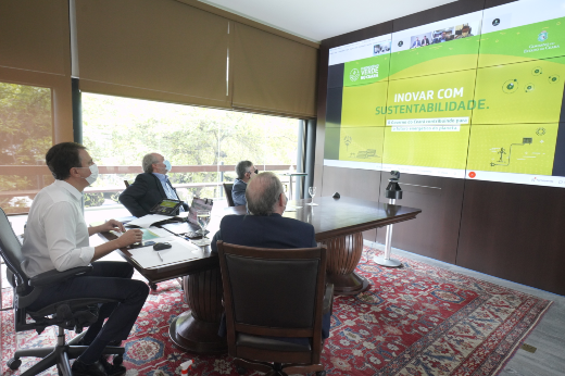 Memorandos de colaboração mútua envolvendo poder público, academia, entidade industrial e empresas foram assinados nesta sexta-feira (Foto: Carlos Gibaja/Governo do Ceará) Imagem: Memorandos de colaboração mútua envolvendo poder público, academia, entidade industrial e empresas foram assinados nesta sexta-feira (Foto: Carlos Gibaja/Governo do Ceará)