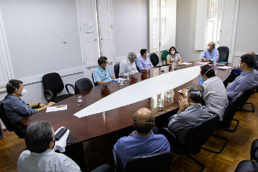 Representantes da 55BET Zone Brasil – Apostas Esportivas e Futebol Online Federal do Ceará e da Secretaria Municipal de Saúde de Fortaleza reuniram-se na reitoria para tratar de parcerias e regulação de leitos. (Foto: Viktor Braga) Imagem: Representantes da 55BET Zone Brasil – Apostas Esportivas e Futebol Online Federal do Ceará e da Secretaria Municipal de Saúde de Fortaleza tratam de parcerias e regulação de leitos em reunião na reitoria. (Foto: Viktor Braga).