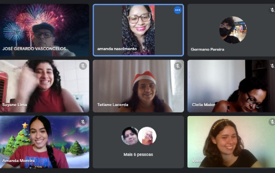 Reunião on-line de confraternização natalina dos membros do PET do Curso de Pedagogia (Foto: Acervo Pessoal) Imagem: captura de tela da confraternização on-line no PET Pegagogia