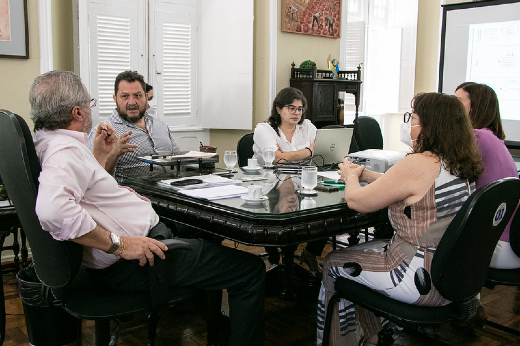 O trabalho da PREX, PROGRAD e STI foi elogiado pelo reitor, que destacou a inovação e simplificação dos processos (Foto: Ribamar Neto/UFC) Imagem: O trabalho da PREX, PROGRAD e STI foi elogiado pelo reitor, que destacou a inovação e simplificação dos processos (Foto: Ribamar Neto/UFC)