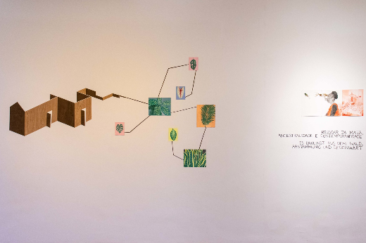 Exposição "Corpo coletivo, subjetividades compartilhadas" seguirá em cartaz no MAUC até 2 de dezembro (Foto: Viktor Braga/UFC) Imagem: obra na exposição