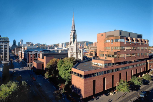 A Université du Québec à Montréal é um dos destinos de intercâmbio ofertados pelo ELAP 2023-2024 (Imagem: Site uqam.ca) Imagem: Prédio da Université du Québec à Montréal