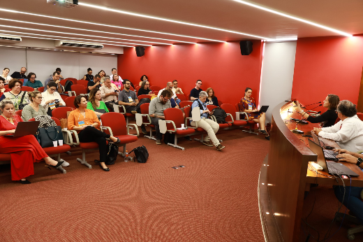 Membros do COGECOM se reuniram nos auditórios da ANDIFES e da Reitoria da UnB, em Brasília (Foto: Flickr da ANDIFES) Imagem: membros do COGECOM se reuniram nos auditórios da ANDIFES e da Reitoria da UnB, em Brasília