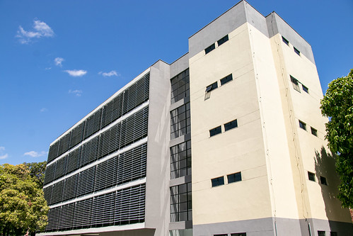 Imagem: O bloco de Letras-Libras e Acessibilidade fica na área 1 do Centro de Humanidades (Foto: Ribamar Neto/UFC)