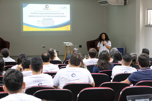 O evento conta com apresentações de trabalhos acadêmicos dos alunos das disciplinas de Seminários de Mestrado, Seminários de Doutorado I e Seminários de Doutorado II (Foto: Viktor Braga) ft 251216 coloquioppgeq2 gr